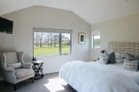 Craggy Range Luxury Vineyard Retreat Hotels in Clifton