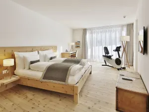 Relais & Châteaux in Lain Hotel Cadonau