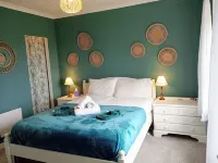 Fishermans Holding فنادق في 