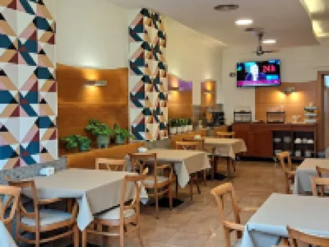 維拉加西亞酒店 維拉加爾西亞·德·阿勞薩酒店