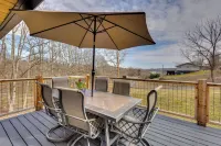 1 Mi to Marina: Cabin w/ Views Near Atwood Lake! - WiFi