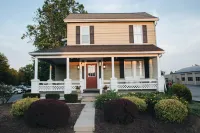 Country Squire Inn and Suites Hotels in Honey Brook