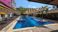 Hotel Yeah Rincón de Guayabitos - Pool