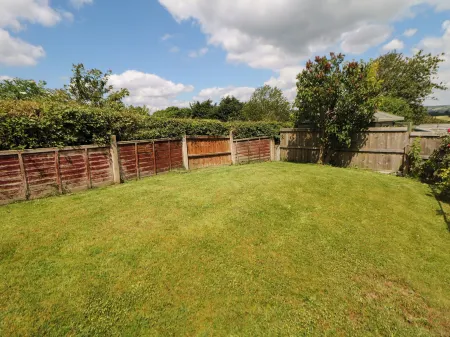 Basford View Отели рядом с достопримечательностью «Brown Edge Village Hall»