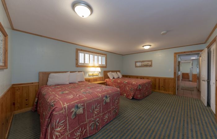 D&R Pelican Bay Resort