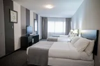 Plaza Real Suites Hotel