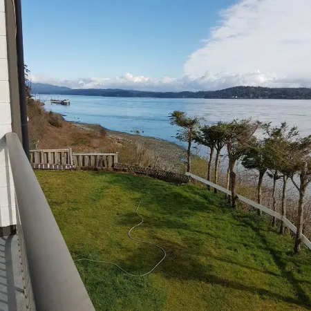 Above Tide Motel