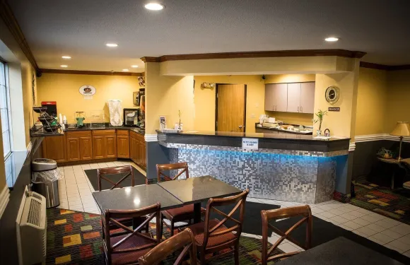 麗晶酒店及套房