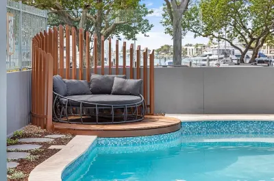 Riverdance Apt 8