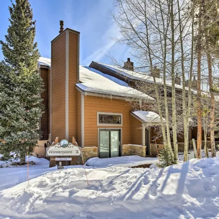 Ski-in Breckenridge Abode Walk to Main St and Lifts
