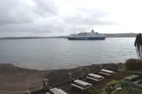 Ferry House Inn - Beach