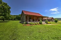 Dream Valley Mountain View Cabin w/ Covered Porch! - Homestays