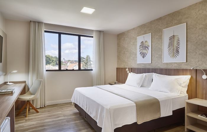Lefel Hotel
