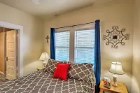 'St Blaise' Bisbee Apt < 1 Mi to Attractions! - balcony