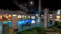 InHouse Obregón - piscine