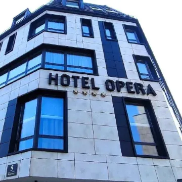 Hotel Opera