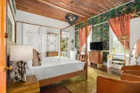 Marreros Guest Mansion - Adult Only Hotels near The Key West Butterfly and Nature Conservatory