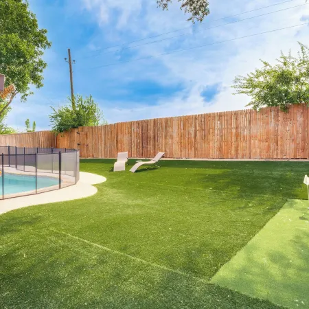 Game Room and Patio Family Home in the Colony!