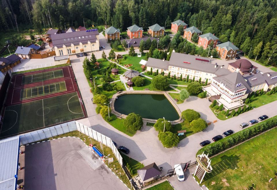 hotel overview picture