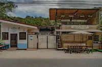 Habitat Surf Glamp Hotels in Cobano District