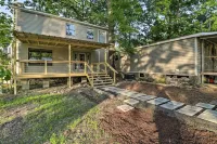 Lake Hamilton Home w/ Dock: 8 Mi to Hot Springs NP - 3-Star
