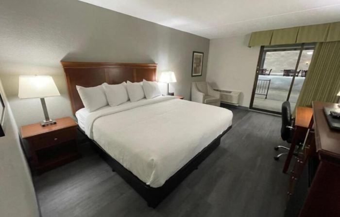 Pine Lake Resort and Banquets
