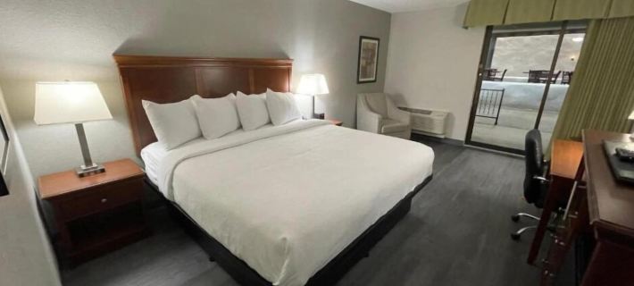 Pine Lake Resort and Banquets Hotéis em LaPorte County