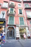 那不勒斯2號住宿加早餐旅館 鄰近努茲特拉的酒店