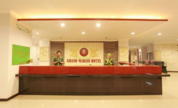 Grand Madani Hotel - Housity