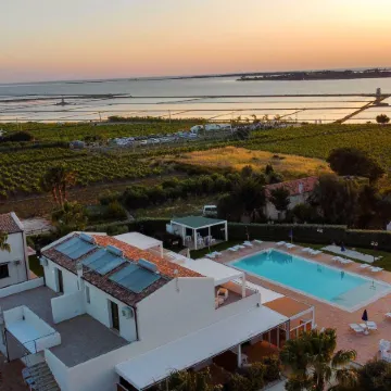 Oasi Guzzetta Hotel&Case Vacanze