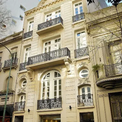 Poetry Building Recoleta Hotels near Barrio Norte