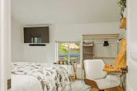 Somerset Lodge by Avantstay Hot Tub, Lake Access + Community Amenities