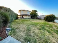 Vista House*Hot Tub Ocean & Bay Views* Hotels near Woodley Island