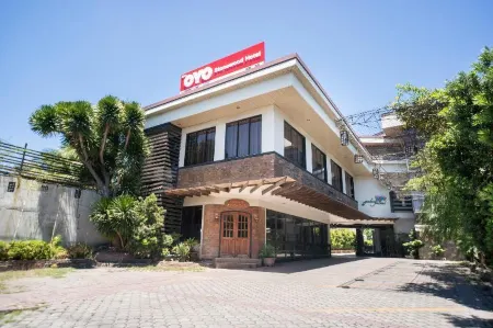 Stonewood Hotel Отели рядом с достопримечательностью «Tropicana Beach Resort»