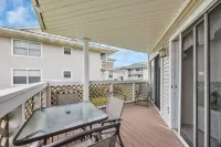 Lakefront Access and Relaxing Pool Oasis - Stunning Coastal Haven