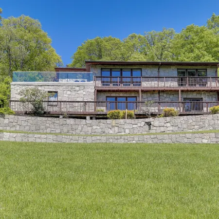 East Fishkill Escape, Close to Red Wing Park!