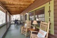 Blue Ridge Cozy Cabin in the Woods w/ Hot Tub! - 3-Star