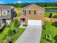 NEW 5 bdr + lake view + playground + BBQ, fits 10!