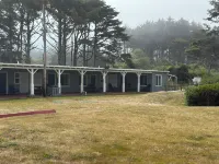 Tillicum Beach Motel - Formerly Deane's Oceanfront Lodge Hotels in Yachats