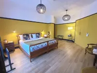 Chateau de Montreuil Hotels in Montreuil