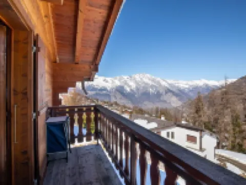 Chalet la Caleche Hotels in Riddes