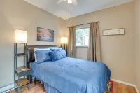 Serene Clifton Retreat with Hot Tub and Fire Pit! - Wifi