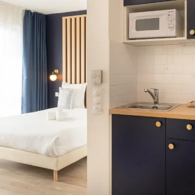 ibis Styles Paris Pont d'Ivry Hotels near Theatre El Duende