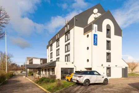 The Originals City Hôtel Orléans Nord Отели в г. Флери-Лез-Обре