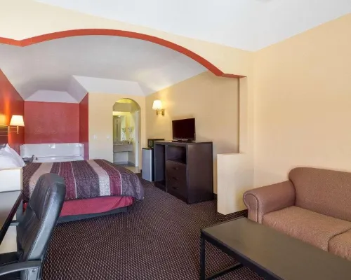 Rodeway Inn & Suites Humble IAH