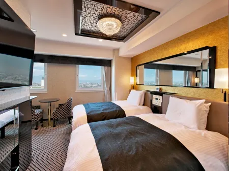 APA Villa Hotel Tsubamesanjo-Ekimae Отели рядом со станцией JR Tsubame-Sanjo station