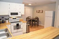 2-bedroom apartment in charming Daleville with WiFi, AC. Enjoy your stay - WiFi