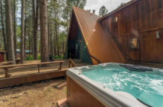 Charming Modern A-frame Chalet with Hot Tub--8 min walk to Country Club