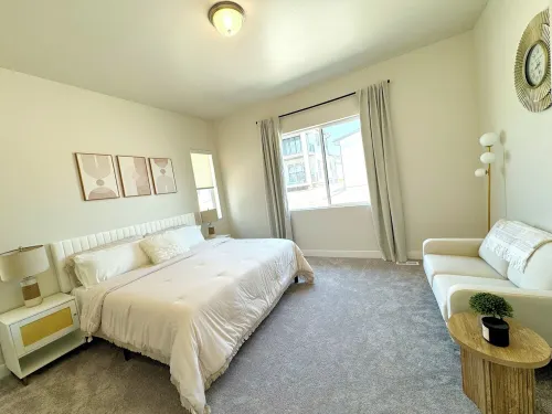 Fabulous 5 Bedrooms - New house with games room in Riverton