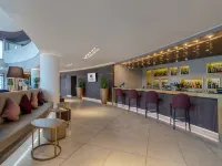 Doubletree by Hilton Yerevan City Centre - bar